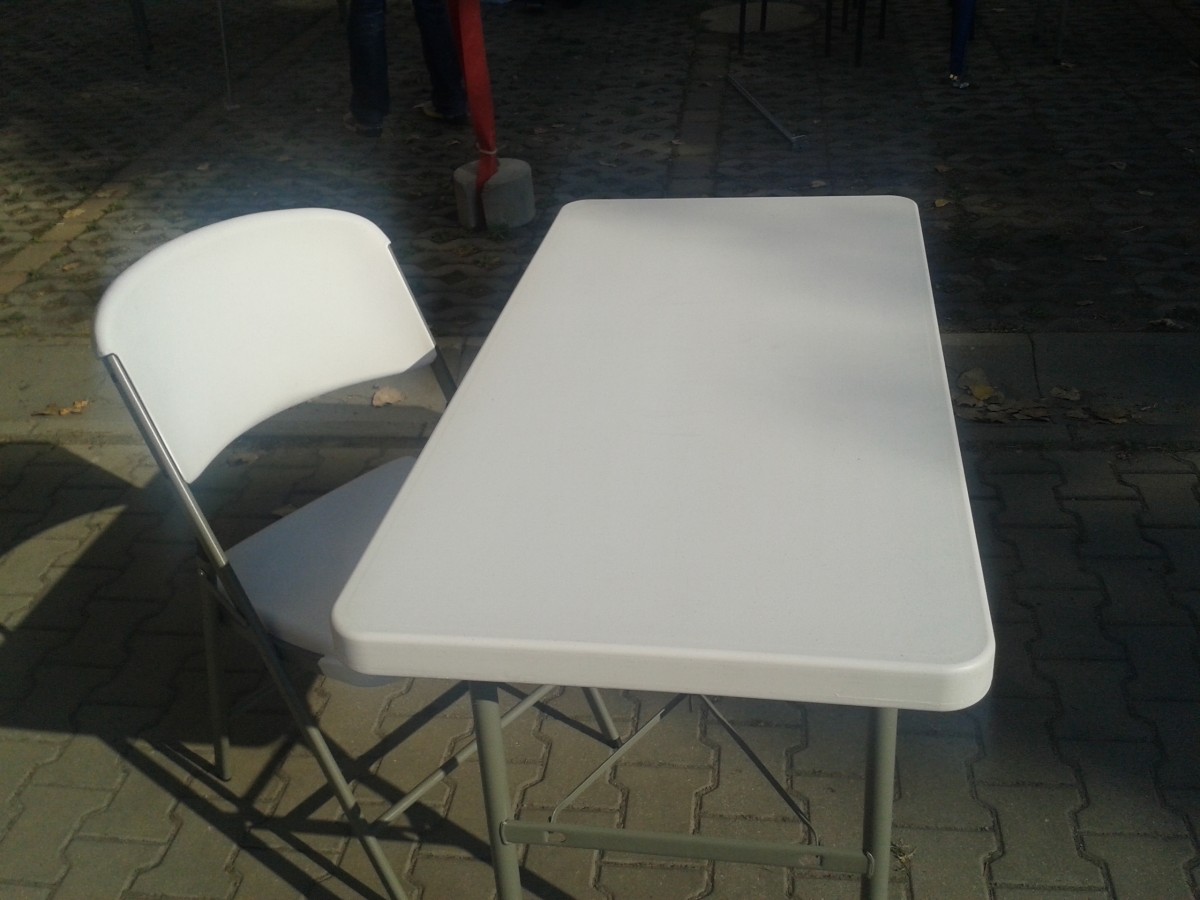 Stół cateringowy składany – biały